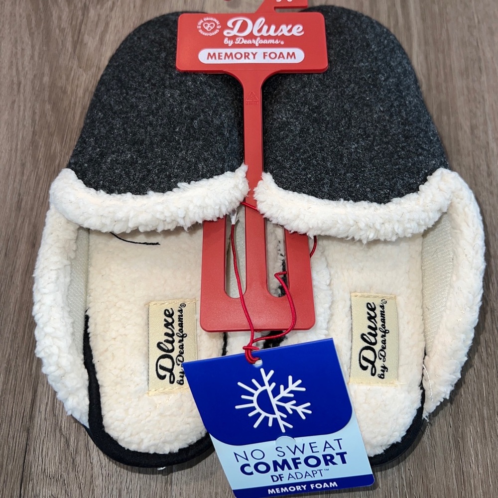 Women's Dluxe Dearfoams Adapt Memory Foam Small 5-6  Slippers New!